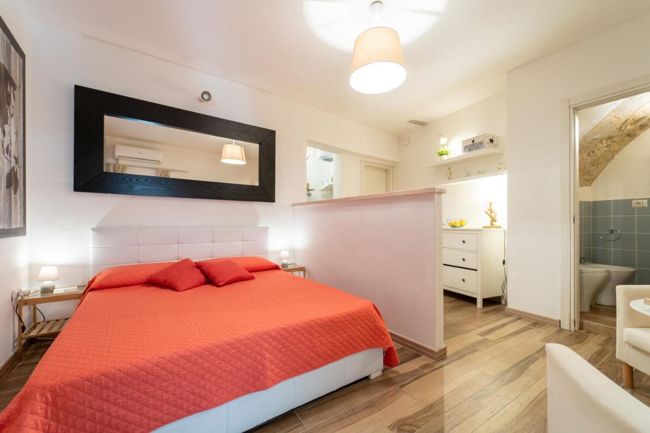 Casa Borbonica Cozy Apartment In Ortigia Ground Floor Syracuse Buitenkant foto